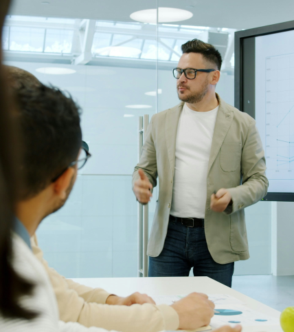 Hållbarhetsrapportering direkt från affärssystemen Pyramid och Business Studio